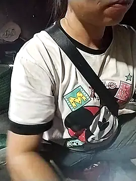 venu00 online show from November 16, 2025, 5:34 am