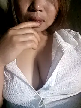 Snapshot of Anan_lovely chatting on September 10, 2025, 2:49 pm Anan lovely online show from September 10, 2025, 2:49 pm