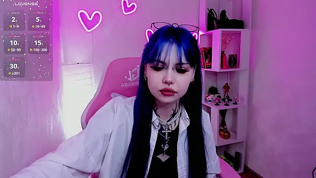 Morana Batt online show from December 4, 2025, 1:37 am