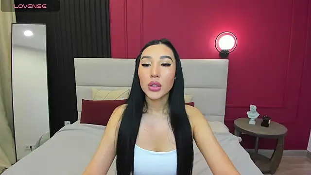 Jennifer Munoz online show from November 30, 2025, 1:28 am