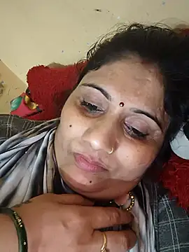 Snapshot of Rakhi99x chatting on October 30, 2025, 4:59 pm Rakhi99x online show from October 30, 2025, 4:59 pm