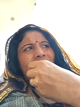 Snapshot of Rakhi99x chatting on November 10, 2025, 7:35 am Rakhi99x online show from November 10, 2025, 7:35 am