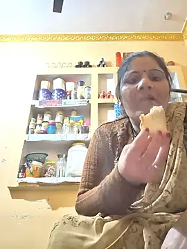 Snapshot of Rakhi99x chatting on November 18, 2025, 2:49 am Rakhi99x online show from November 18, 2025, 2:49 am