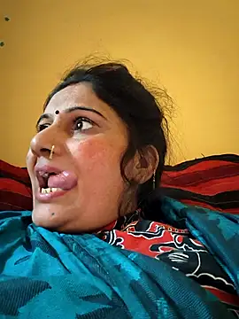 Snapshot of Rakhi99x chatting on November 20, 2025, 9:32 am Rakhi99x online show from November 20, 2025, 9:32 am