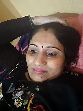 Snapshot of Rakhi99x chatting on October 25, 2025, 4:40 pm Rakhi99x online show from October 25, 2025, 4:40 pm