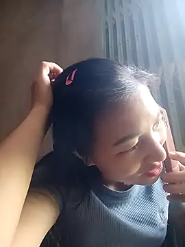 Snapshot of YAYAA-502 chatting on October 10, 2025, 1:06 am YAYAA-502 online show from October 10, 2025, 1:06 am