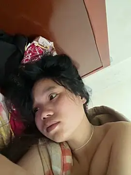 Ngoc-bbi online show from October 8, 2025, 5:53 am