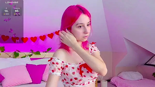 Liann Stark online show from February 16, 2026, 6:23 am