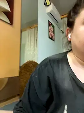 DazzzlingDame online show from November 1, 2025, 11:42 pm