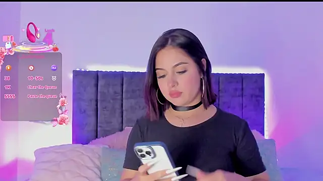 AnaLevii online show from September 15, 2025, 12:55 am