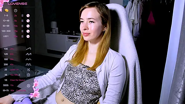 ZoyaMill online show from April 3, 2026, 7:15 am