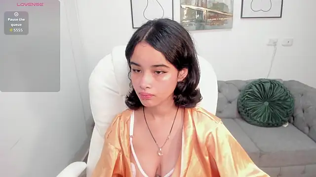 Snapshot of pekylove_ chatting on September 19, 2025, 12:31 pm pekylove online show from September 19, 2025, 12:31 pm