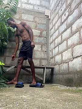 Makemecum634941 online show from October 5, 2025, 10:17 am