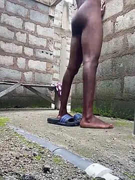 Makemecum634941 online show from October 9, 2025, 8:59 am