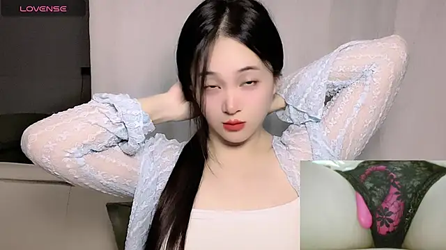 Snapshot of woaiqinqin chatting on November 15, 2025, 3:49 pm woaiqinqin online show from November 15, 2025, 3:49 pm