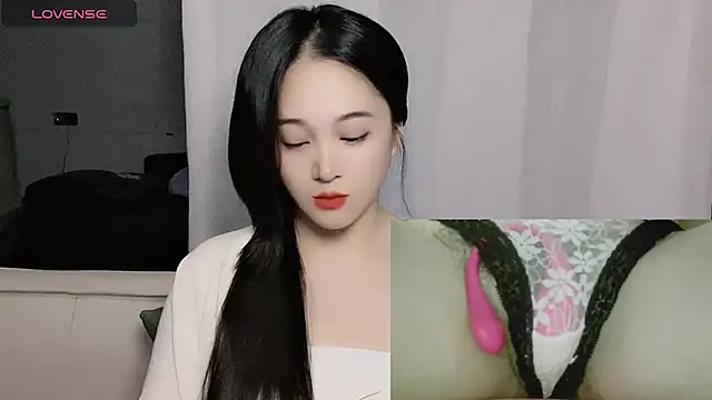 Snapshot of woaiqinqin chatting on October 20, 2025, 3:45 pm woaiqinqin online show from October 20, 2025, 3:45 pm