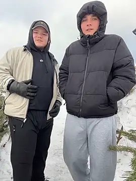 desiredude9 online show from December 2, 2025, 8:27 am