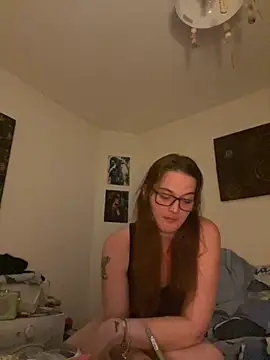 kittykatbean online show from November 22, 2025, 11:14 pm