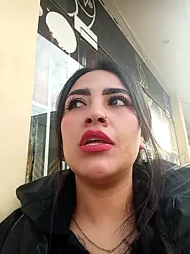 Snapshot of MAYE__13 chatting on November 30, 2025, 12:06 pm MAYE 13 online show from November 30, 2025, 12:06 pm