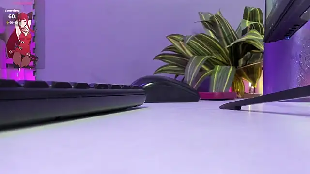 ZharaLux online show from April 17, 2026, 1:14 pm