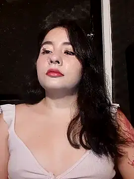 Yuli-27 online show from November 26, 2025, 2:33 am