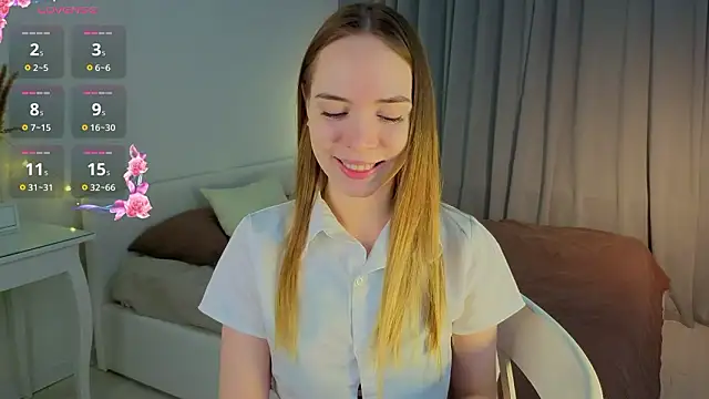 Snapshot of CarollSmithh chatting on February 9, 2026, 9:13 pm CarollSmithh online show from February 9, 2026, 9:13 pm