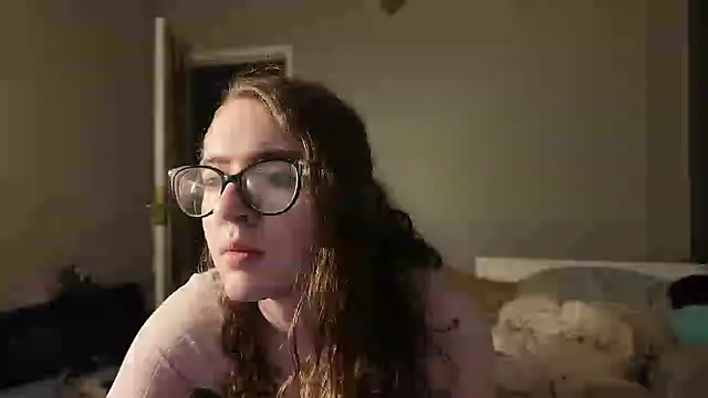 Snapshot of knottybunny chatting on November 26, 2025, 11:43 am knottybunny online show from November 26, 2025, 11:43 am