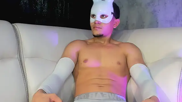 Snapshot of Manuel_FPG chatting on September 24, 2025, 9:10 pm Manuel FPG online show from September 24, 2025, 9:10 pm