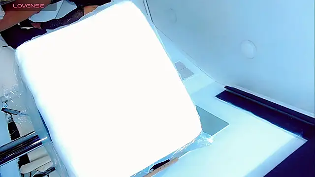 Snapshot of KatyuscaSubmissive chatting on November 2, 2025, 8:03 pm KatyuscaSubmissive online show from November 2, 2025, 8:03 pm