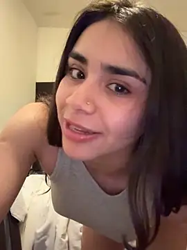 Snapshot of Ariovalle chatting on February 11, 2026, 5:51 am Ariovalle online show from February 11, 2026, 5:51 am