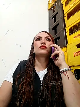 Snapshot of VERONICA__03 chatting on November 11, 2025, 2:56 pm VERONICA 03 online show from November 11, 2025, 2:56 pm