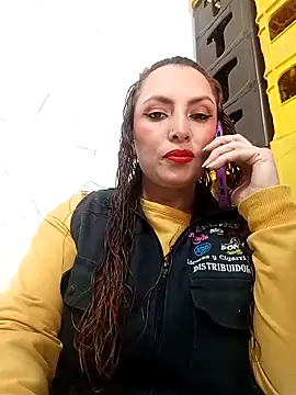 Snapshot of VERONICA__03 chatting on November 10, 2025, 1:16 pm VERONICA 03 online show from November 10, 2025, 1:16 pm