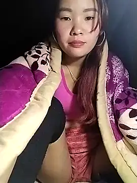 Snapshot of lylylove chatting on January 18, 2026, 9:40 pm lylylove online show from January 18, 2026, 9:40 pm