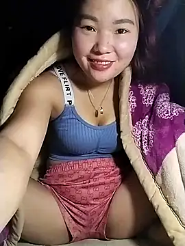 Snapshot of lylylove chatting on February 3, 2026, 1:38 am lylylove online show from February 3, 2026, 1:38 am