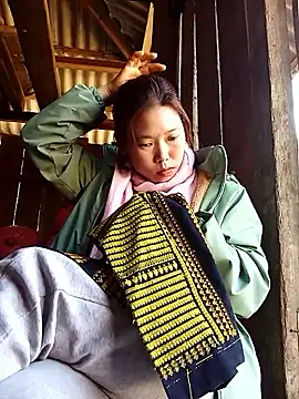 Ngocmi909 online show from December 19, 2025, 2:15 am