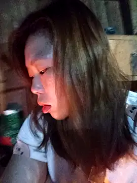 Snapshot of Ngocmi909 chatting on November 10, 2025, 10:37 pm Ngocmi909 online show from November 10, 2025, 10:37 pm