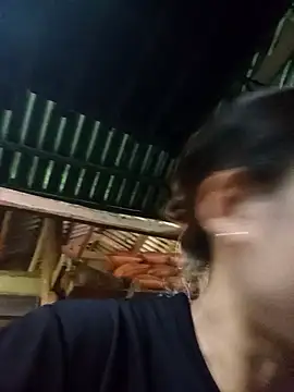 Snapshot of Ngocmi909 chatting on October 4, 2025, 4:14 am Ngocmi909 online show from October 4, 2025, 4:14 am