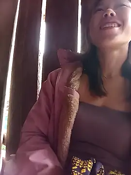 Snapshot of Ngocmi909 chatting on November 8, 2025, 12:58 am Ngocmi909 online show from November 8, 2025, 12:58 am