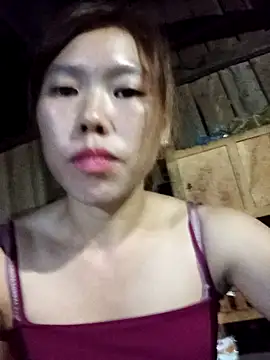 Snapshot of Ngocmi909 chatting on October 22, 2025, 11:42 am Ngocmi909 online show from October 22, 2025, 11:42 am