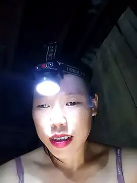 Snapshot of Ngocmi909 chatting on October 18, 2025, 12:40 pm Ngocmi909 online show from October 18, 2025, 12:40 pm