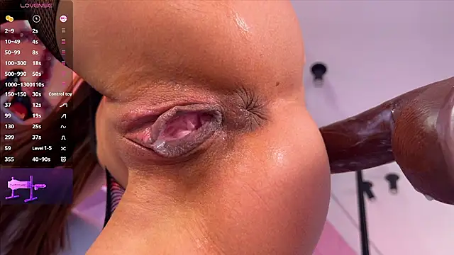 Snapshot of Crystallana chatting on January 11, 2026, 2:24 pm Crystallana online show from January 11, 2026, 2:24 pm