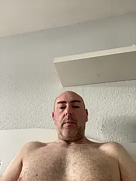 Richmcgee online show from April 11, 2026, 8:51 am