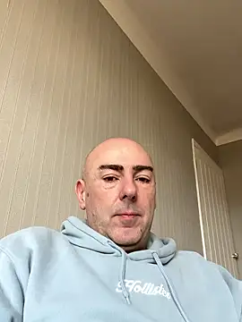 Richmcgee online show from March 1, 2026, 10:15 am