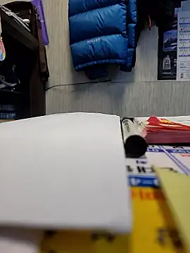 Snapshot of anggllaaa chatting on October 29, 2025, 6:23 am anggllaaa online show from October 29, 2025, 6:23 am