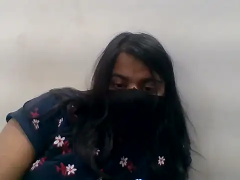 Snapshot of Vaani_Singha chatting on April 6, 2026, 6:09 pm Vaani Singha online show from April 6, 2026, 6:09 pm