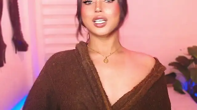 MissRumi Hunter online show from December 21, 2025, 11:56 am