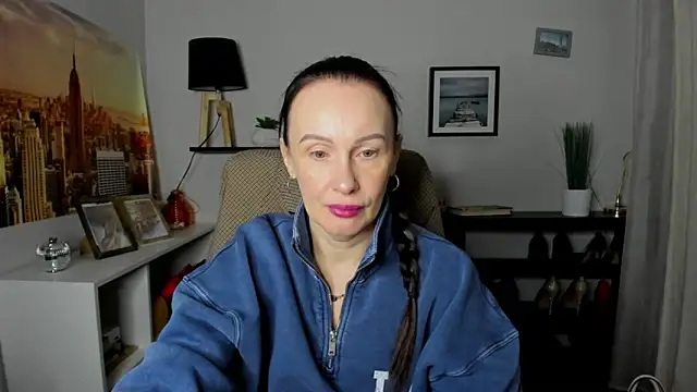 Velvet Jasmine online show from January 16, 2026, 6:28 am