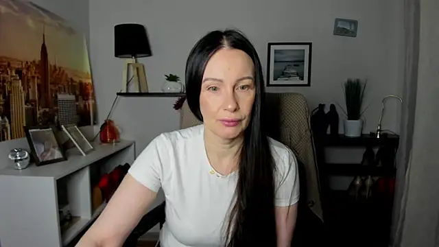 Velvet Jasmine online show from February 13, 2026, 6:24 am