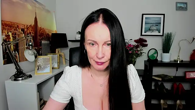 Snapshot of Velvet_Jasmine chatting on September 16, 2025, 5:41 am Velvet Jasmine online show from September 16, 2025, 5:41 am