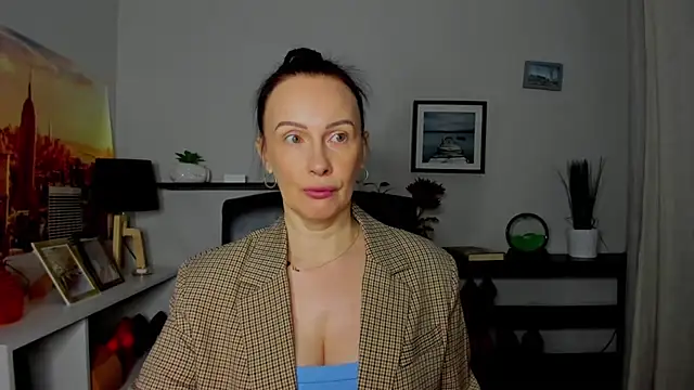 Snapshot of Velvet_Jasmine chatting on October 23, 2025, 5:28 am Velvet Jasmine online show from October 23, 2025, 5:28 am